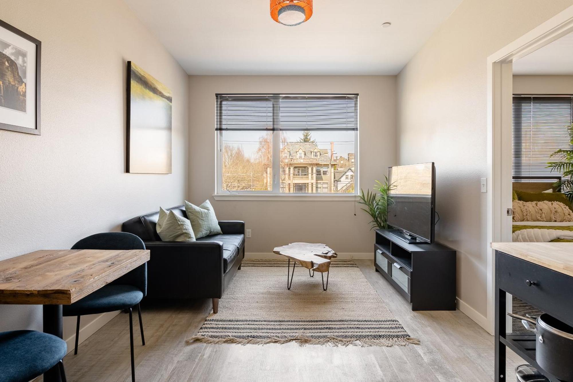 Apartment The Creative Oasis In *